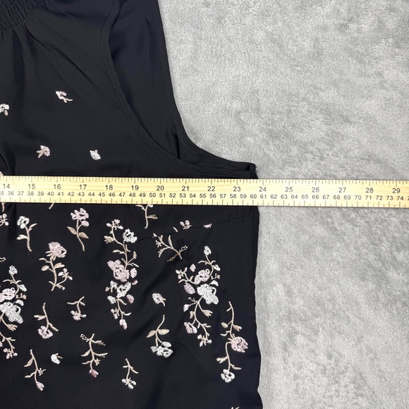 Chenault Women’s 1X Black Sleeveless Embroidered Floral Blouse Sheer - Picture 8 of 9